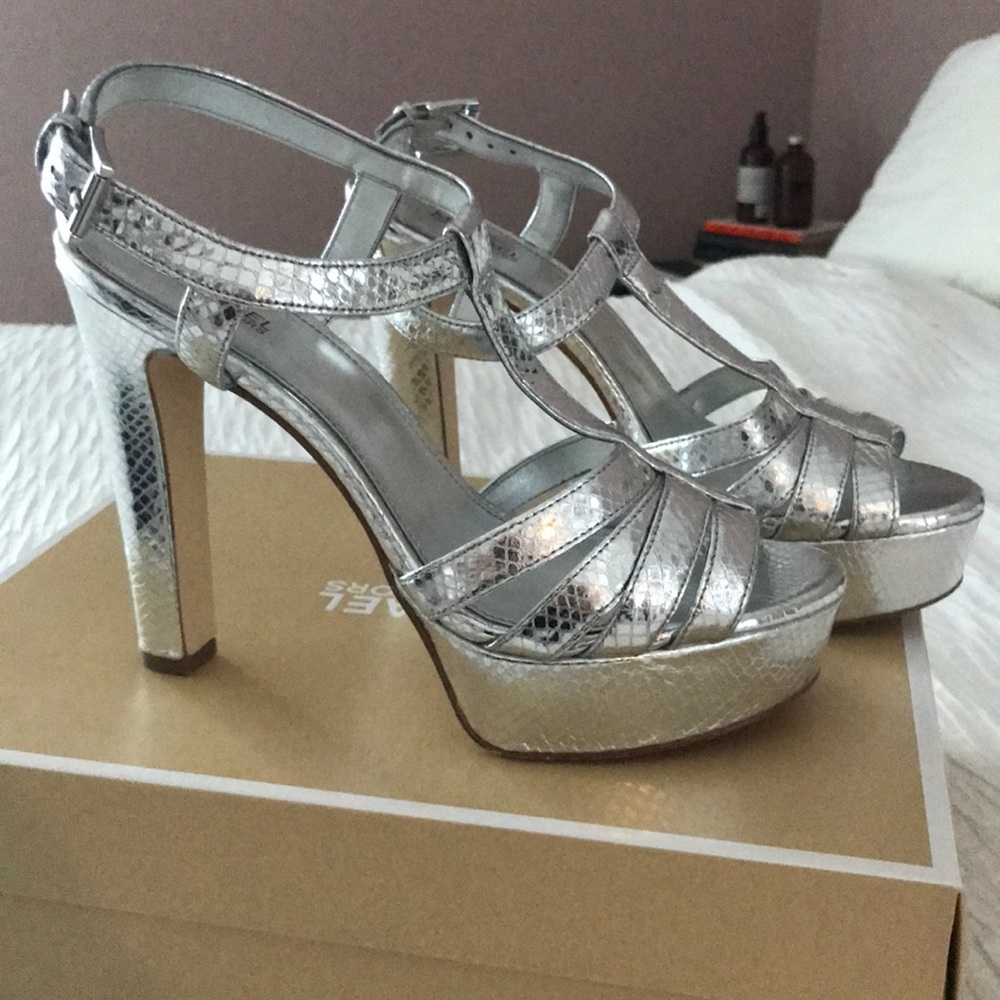 Michael Kors - Catalina Sandal